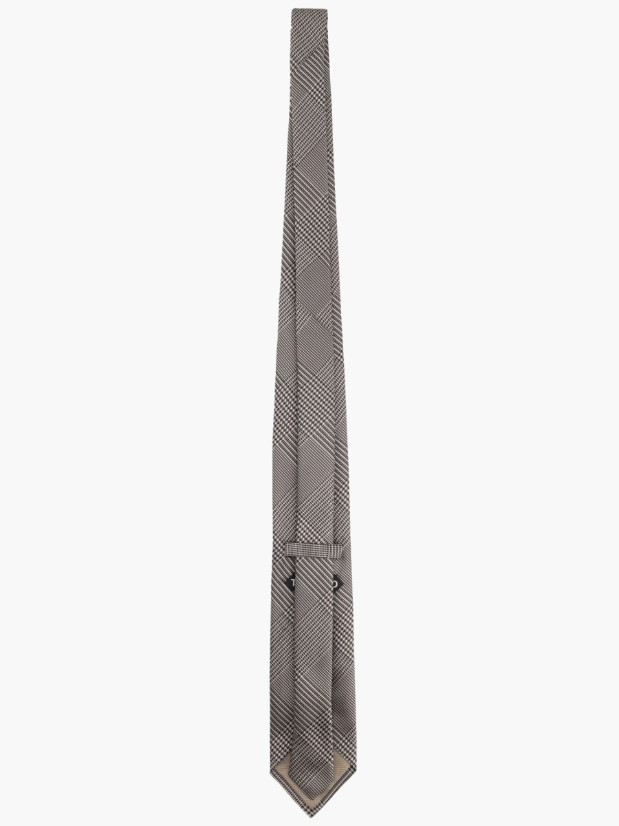 nanito_source_url:https://nokinstyle.com/2330821/printed-silk-tie.jpg