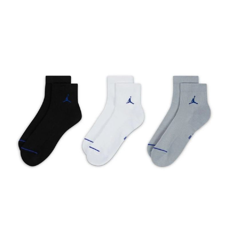 nanito_source_url:https://b2bsportswholesale.net/public/storage/productimages/78/59/56/ac/2861346/image/xlarge_clean.jpg