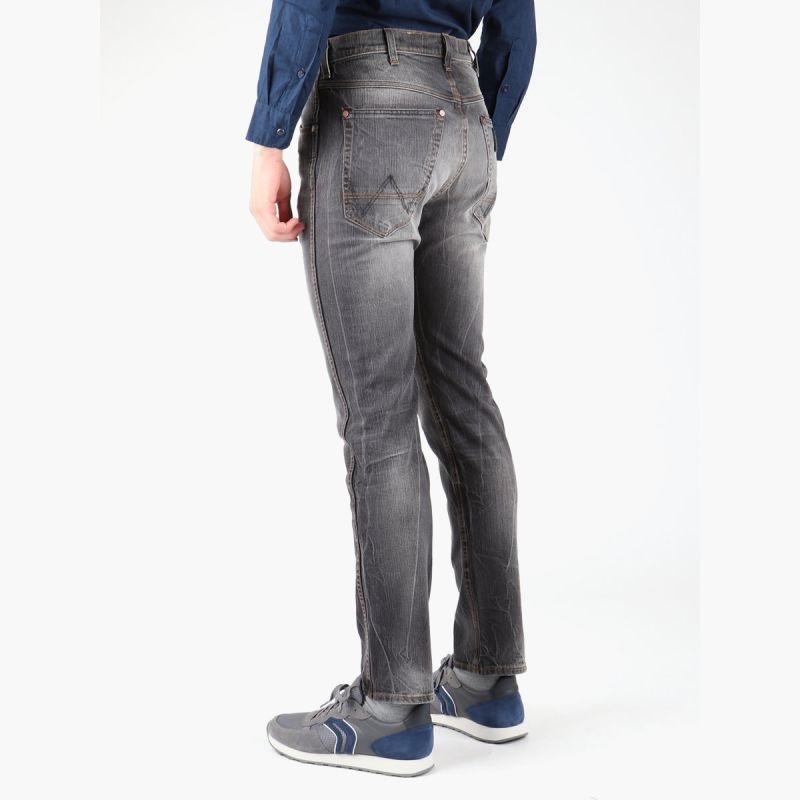 nanito_source_url:https://b2bsportswholesale.net/public/storage/productimages/2e/98/9a/02/636422/image/xlarge_clean.jpg