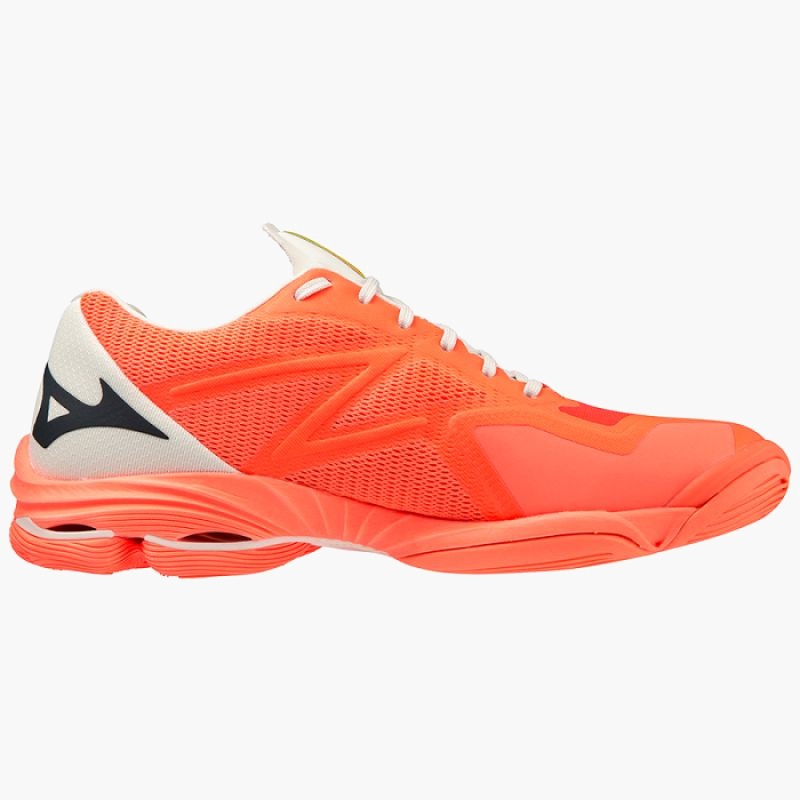 nanito_source_url:https://b2bsportswholesale.net/public/storage/productimages/32/10/3d/5a/1125787/image/xlarge_clean.jpg