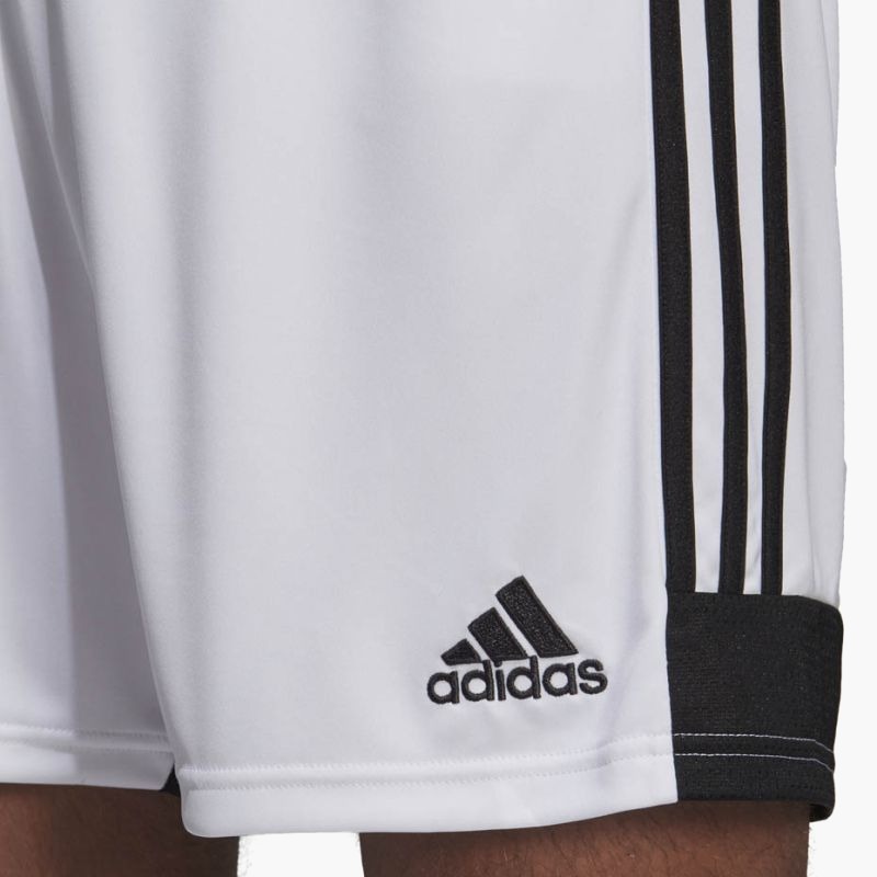 nanito_source_url:https://b2bsportswholesale.net/public/storage/productimages/8c/e3/3e/63/2136456/image/xlarge_clean.jpg