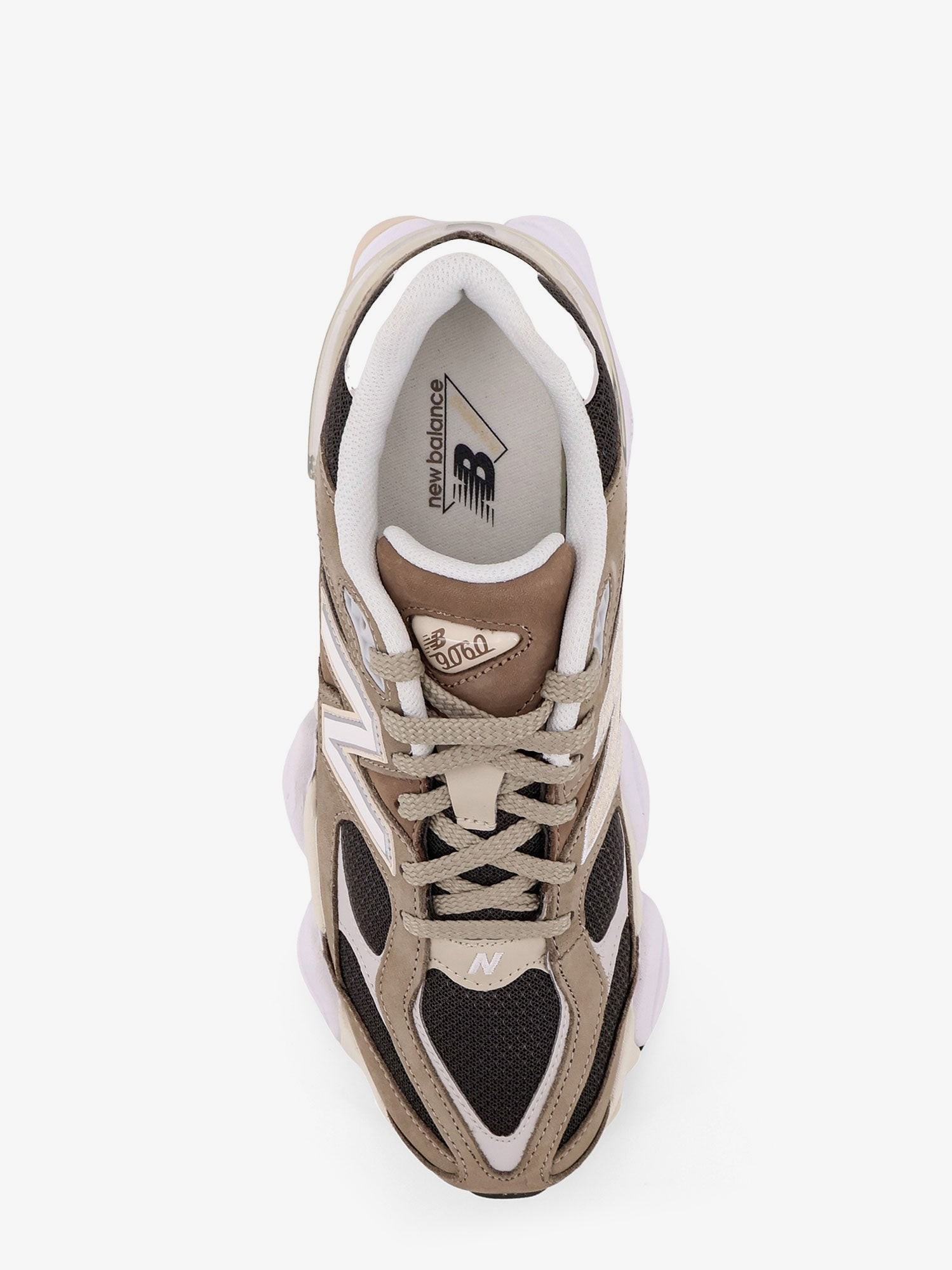 nanito_source_url:https://nokinstyle.com/2399228/9060-low-top-mesh-sneakers-with-suede-interts.jpg