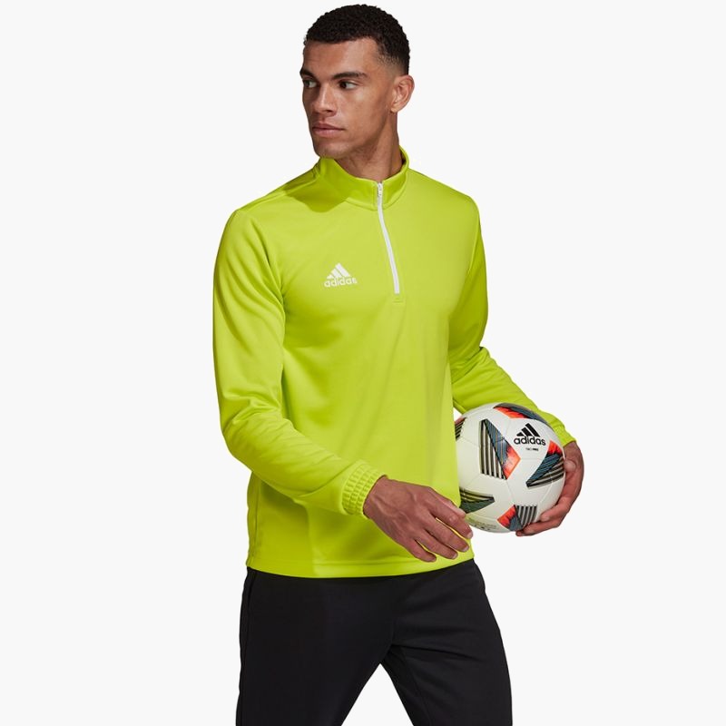 nanito_source_url:https://b2bsportswholesale.net/public/storage/productimages/02/ab/74/a7/1415354/image/xlarge_clean.jpg