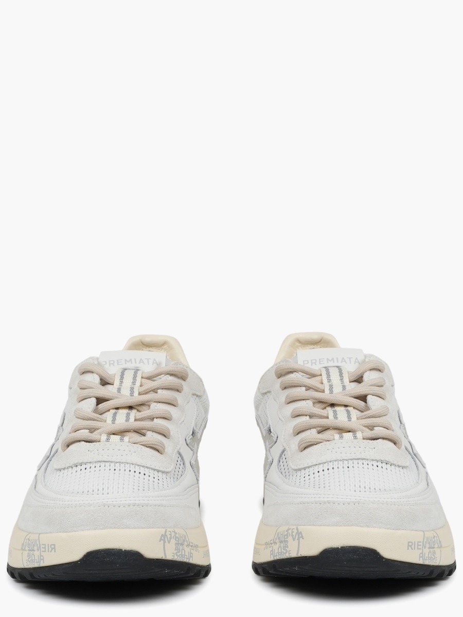 nanito_source_url:https://nokinstyle.com/2418278/sneaker-nous.jpg