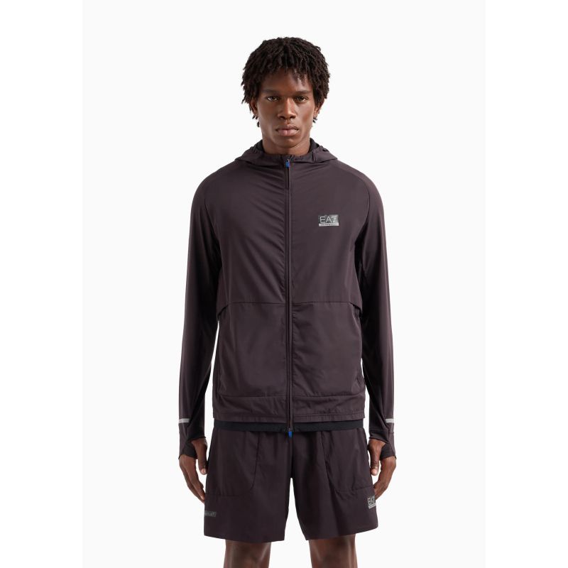 nanito_source_url:https://b2bsportswholesale.net/public/storage/productimages/ea/4e/44/8f/1173344/image/xlarge_clean.jpg
