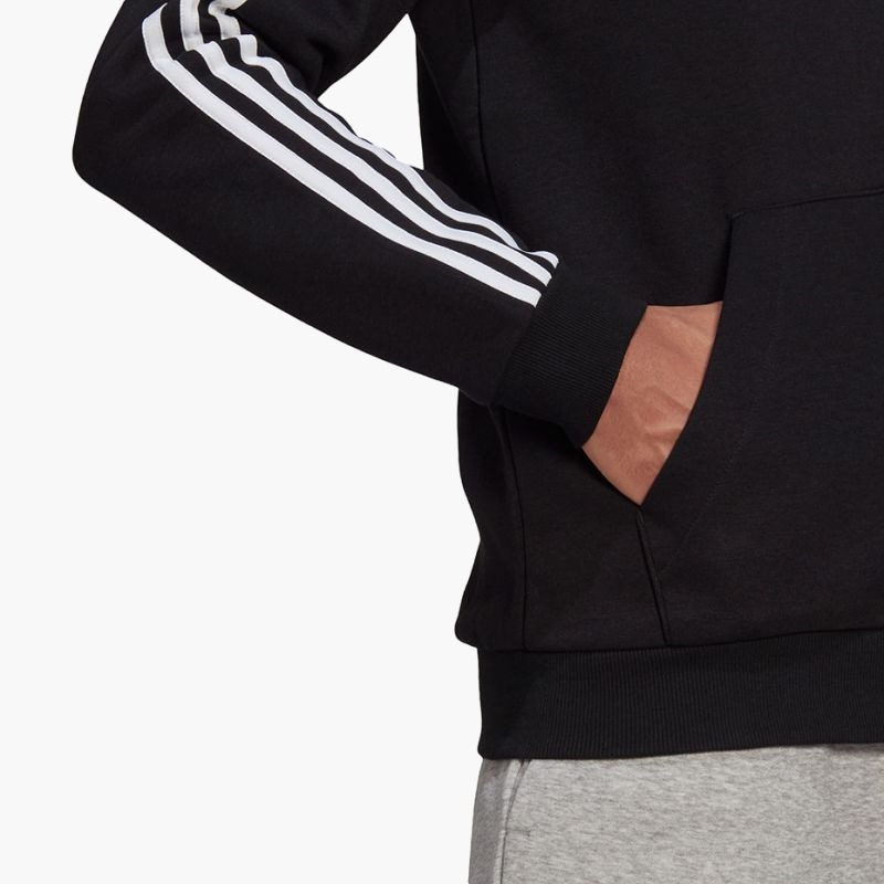 nanito_source_url:https://b2bsportswholesale.net/public/storage/productimages/45/92/2b/3d/637180/image/xlarge_clean.jpg