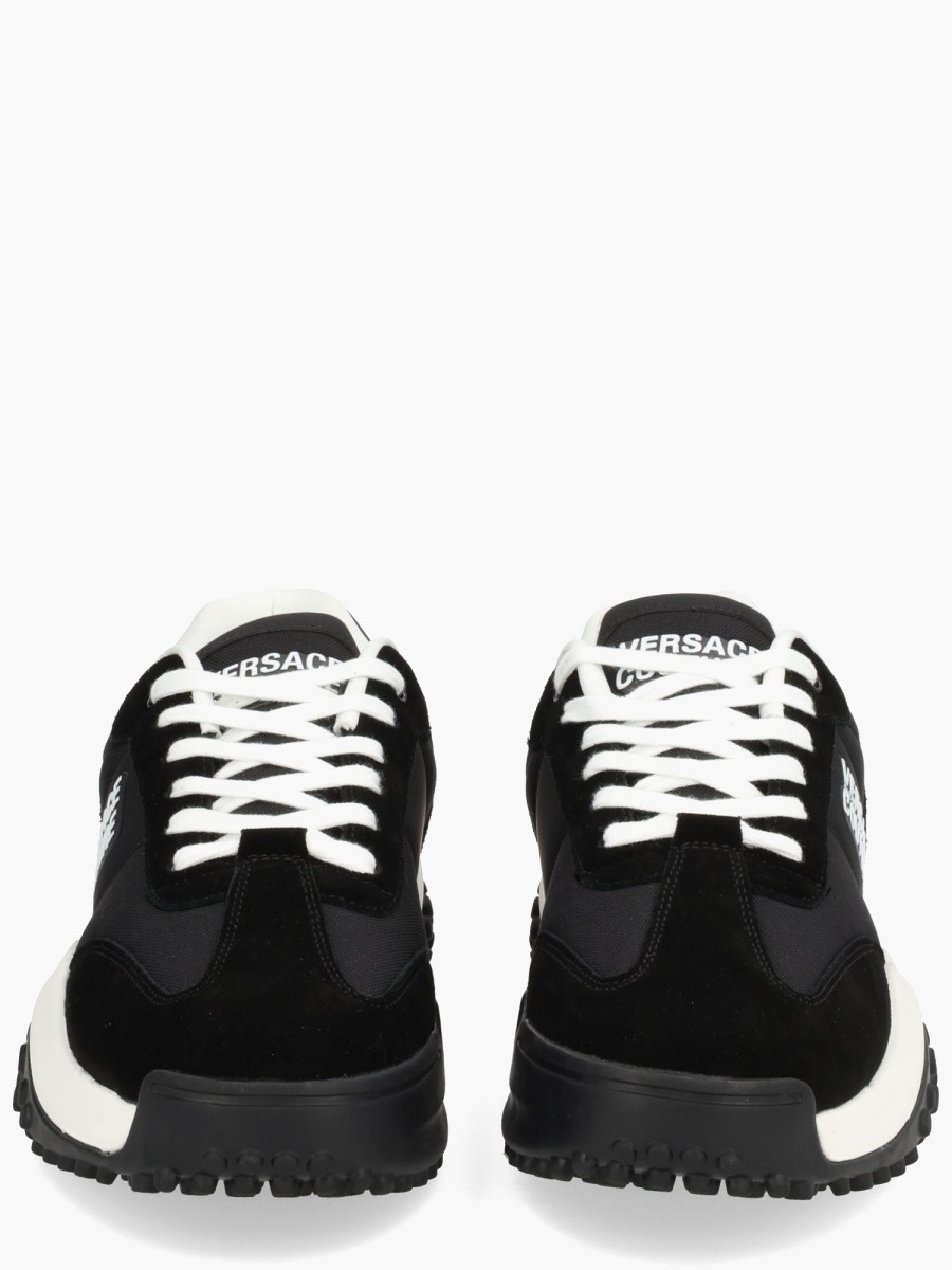 nanito_source_url:https://nokinstyle.com/2368390/hyber-sneaker.jpg