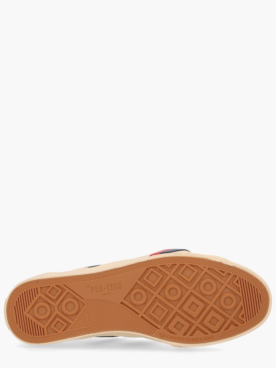 nanito_source_url:https://nokinstyle.com/2342584/royal-classic-sneaker.jpg