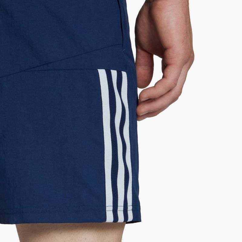 nanito_source_url:https://b2bsportswholesale.net/public/storage/productimages/1f/b5/b7/be/992998/image/xlarge_clean.jpg