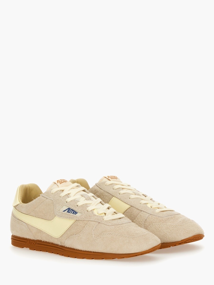 nanito_source_url:https://nokinstyle.com/2387762/windspin-sneaker.jpg