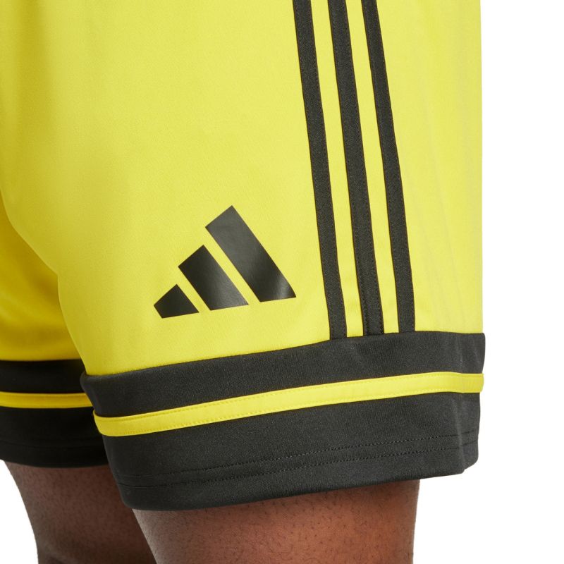 nanito_source_url:https://b2bsportswholesale.net/public/storage/productimages/98/b1/aa/18/1420364/image/xlarge_clean.jpg
