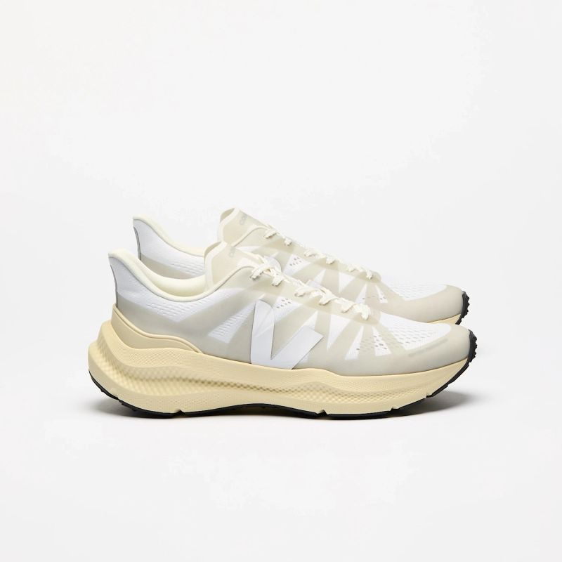 Veja Condor 3 Adv Enmesh M Running Shoes CE2820742B
