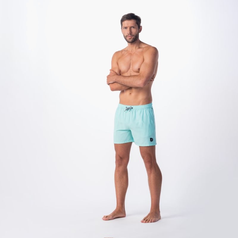 nanito_source_url:https://b2bsportswholesale.net/public/storage/productimages/16/bb/0b/18/1669782/image/xlarge_clean.jpg