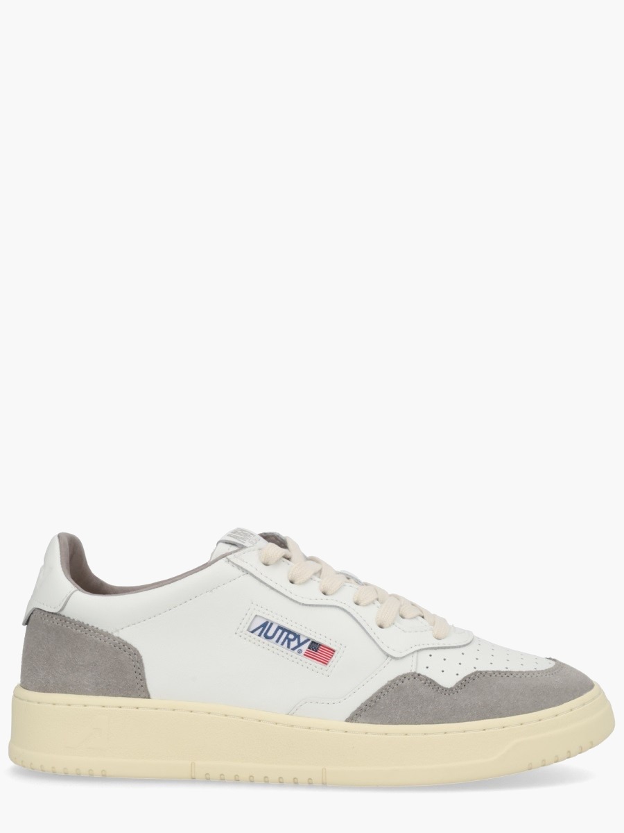 nanito_source_url:https://nokinstyle.com/2335973/medalist-low-sneaker.jpg