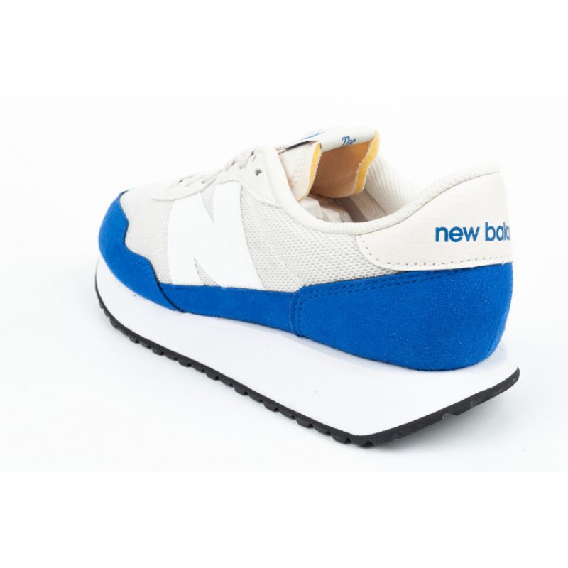 nanito_source_url:https://b2bsportswholesale.net/public/storage/productimages/06/dd/c6/6b/795130/image/xlarge_clean.jpg